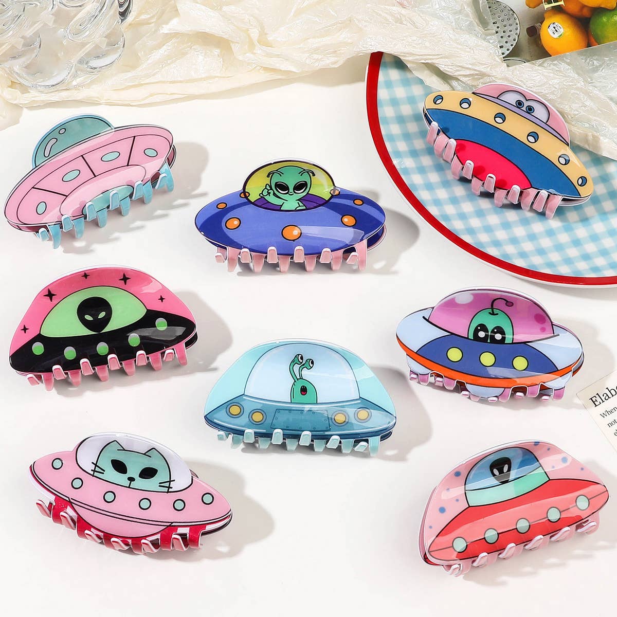 ACCITY - CARTOON ALIEN SPACESHIP HAIRPIN_CWAHA1637