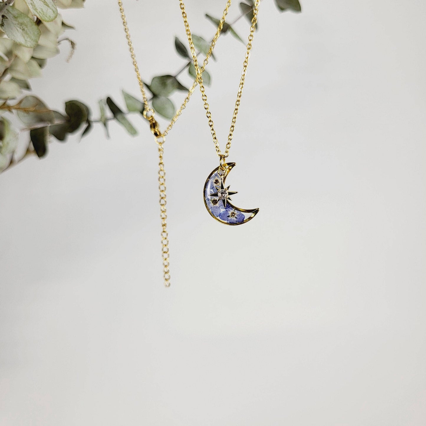 Rhodonco - Forget-me-nots Moon Star Pressed Flower Necklace