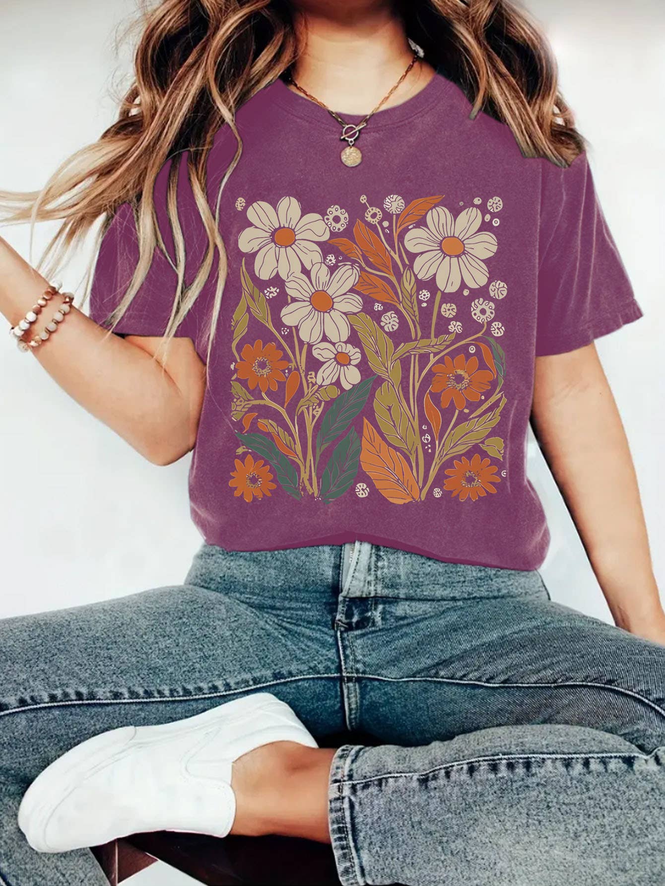 Rosa Clothing - Botanical Floral Wildflower Short Sleeve Basic T-Shirt