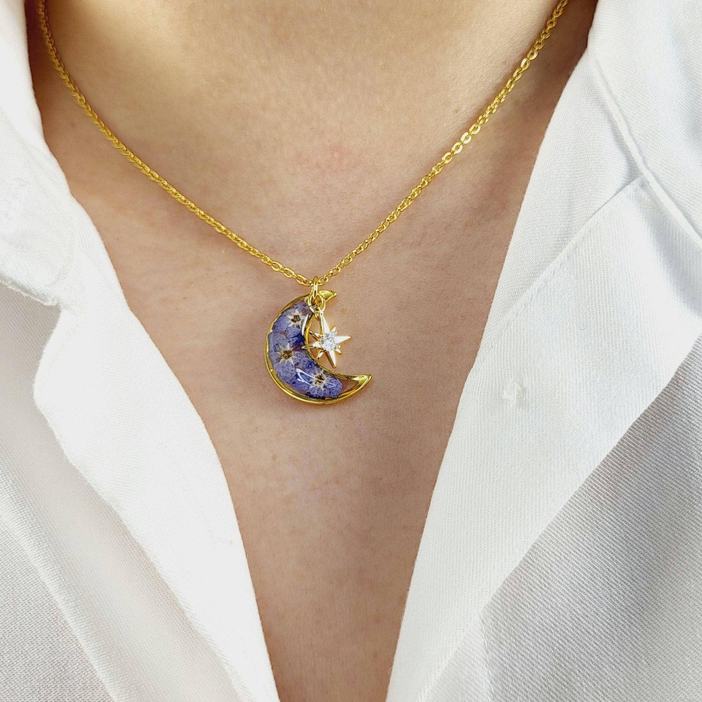 Rhodonco - Forget-me-nots Moon Star Pressed Flower Necklace