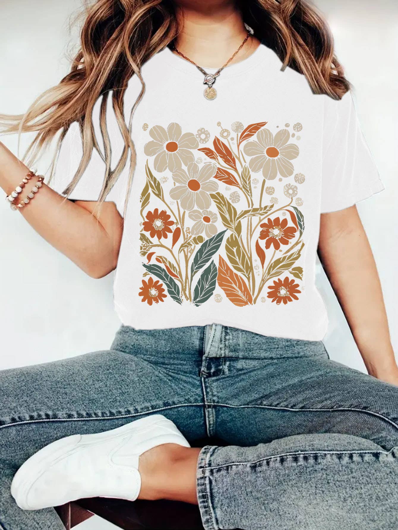 Rosa Clothing - Botanical Floral Wildflower Short Sleeve Basic T-Shirt