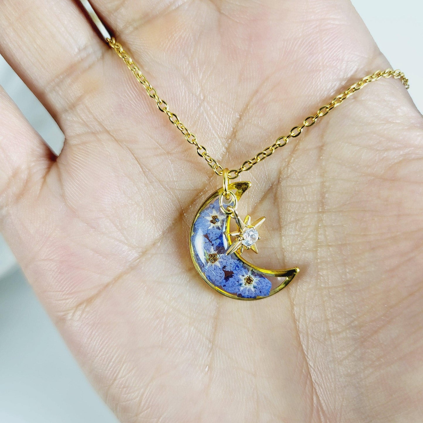 Rhodonco - Forget-me-nots Moon Star Pressed Flower Necklace