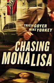 Chasing Mona Lisa (WWII Gabi Mueller Novels, Book 2)