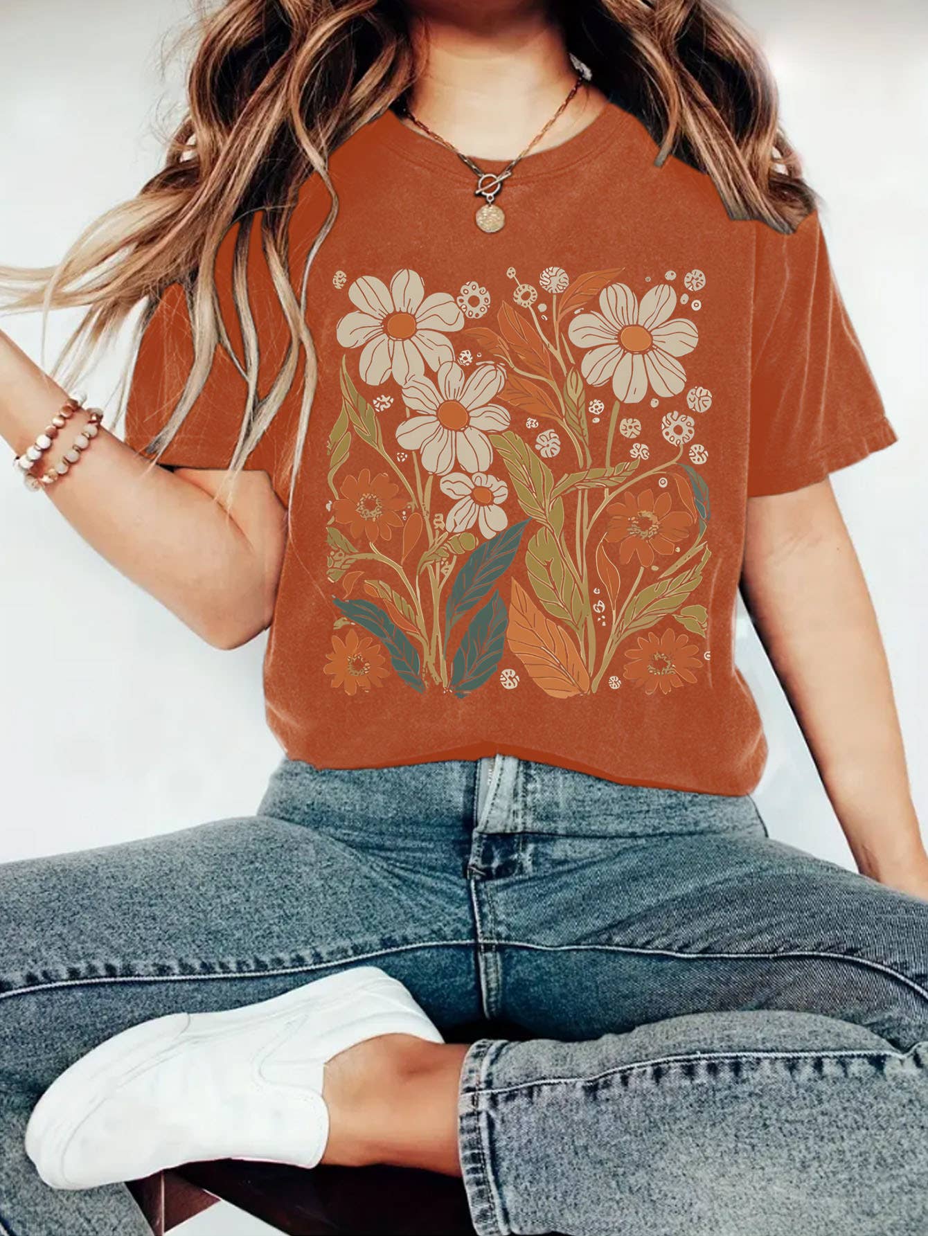 Rosa Clothing - Botanical Floral Wildflower Short Sleeve Basic T-Shirt