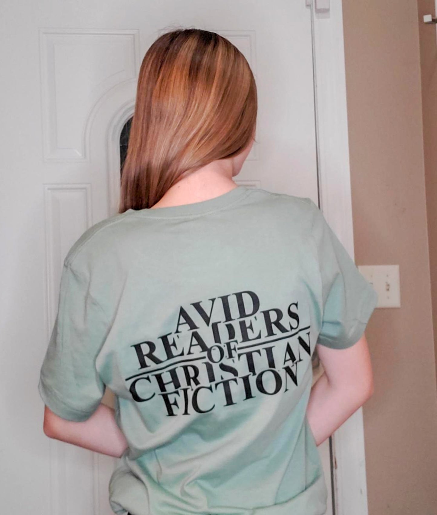 Avid Readers T-Shirt *Free US Shipping
